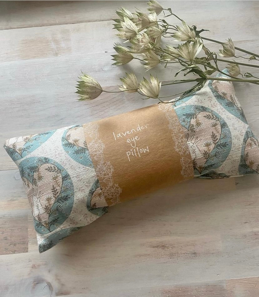 'Need a Hug?' Lavender Eye pillow